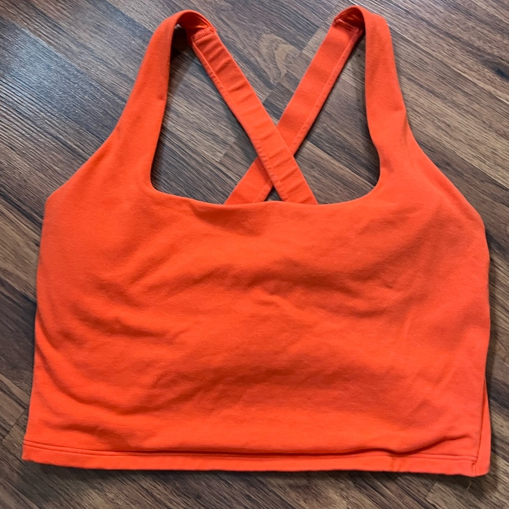 Old navy twist back sports bra workout top
